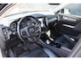 Volvo XC40 1.5 T4 Recharge R-Design Expression | Incl. 12 maanden garantie | Trekhaak | H&K audio | Schuif/kantel dak | Stoelverwarming | Stuurverwarming | Dodehoek detectie | Cruise control | Climate control | 21" velgen | Apple carplay/Android auto | Navigatie | Airco
