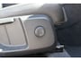 Volvo XC40 1.5 T4 Recharge R-Design Expression | Incl. 12 maanden garantie | Trekhaak | H&K audio | Schuif/kantel dak | Stoelverwarming | Stuurverwarming | Dodehoek detectie | Cruise control | Climate control | 21" velgen | Apple carplay/Android auto | Navigatie | Airco