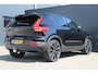 Volvo XC40 1.5 T4 Recharge R-Design Expression | Incl. 12 maanden garantie | Trekhaak | H&K audio | Schuif/kantel dak | Stoelverwarming | Stuurverwarming | Dodehoek detectie | Cruise control | Climate control | 21" velgen | Apple carplay/Android auto | Navigatie | Airco