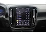 Volvo EX40 Single Motor Extended Range Plus 82 kWh | Verwarmbare voorstoelen en stuurwiel | Trekhaak | Premium audio by Harman Kardon | Adaptieve cruise control | Apple carplay/Android auto