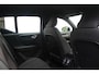 Volvo EX40 Single Motor Extended Range Plus 82 kWh | Verwarmbare voorstoelen en stuurwiel | Trekhaak | Premium audio by Harman Kardon | Adaptieve cruise control | Apple carplay/Android auto
