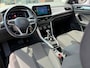 Volkswagen T-Roc 1.5 TSI Life / AUTOMAAT / NAVIGATIE / CAMERA / CRUISE / DIGITAL COCKPIT / NL-AUTO / PARKEERSENSOREN