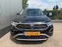 Volkswagen T-Roc 1.5 TSI Life / AUTOMAAT / NAVIGATIE / CAMERA / CRUISE / DIGITAL COCKPIT / NL-AUTO / PARKEERSENSOREN