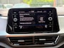 Volkswagen T-Roc 1.5 TSI Life / AUTOMAAT / NAVIGATIE / CAMERA / CRUISE / DIGITAL COCKPIT / NL-AUTO / PARKEERSENSOREN