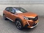 Peugeot 2008 1.2 PureTech GT 155PK | Schuif-kanteldak | Trekhaak | Stoelverwarming | Alcantara bekleding