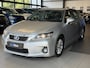 Lexus CT 200h Business Line | Camera | Velours | Keurig onderhouden | Interesse, Proefrit? Bel of app met: 06-24282842 / 06-42130156