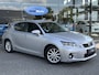 Lexus CT 200h Business Line | Camera | Velours | Keurig onderhouden | Interesse, Proefrit? Bel of app met: 06-24282842 / 06-42130156