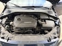 Volvo V60 1.6 T4 Momentum Navigatie full map/Cruisecontr./Elektr. climate contr./Verst.b. lederen multifunct. stuur/Hoogte verstb. stoelen/Parkeersens. V+A/Led dagr. verl./Mult media syst./Boordcomp.-Anti Whiplash hoo
