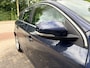 Volvo V60 1.6 T4 Momentum Navigatie full map/Cruisecontr./Elektr. climate contr./Verst.b. lederen multifunct. stuur/Hoogte verstb. stoelen/Parkeersens. V+A/Led dagr. verl./Mult media syst./Boordcomp.-Anti Whiplash hoo