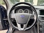 Volvo V60 1.6 T4 Momentum Navigatie full map/Cruisecontr./Elektr. climate contr./Verst.b. lederen multifunct. stuur/Hoogte verstb. stoelen/Parkeersens. V+A/Led dagr. verl./Mult media syst./Boordcomp.-Anti Whiplash hoo