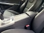 Volvo V60 1.6 T4 Momentum Navigatie full map/Cruisecontr./Elektr. climate contr./Verst.b. lederen multifunct. stuur/Hoogte verstb. stoelen/Parkeersens. V+A/Led dagr. verl./Mult media syst./Boordcomp.-Anti Whiplash hoo