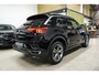 Volkswagen T-Roc 1.5 TSI 3x R-Line DSG * Pano - Virtual - Keyless - Camera - ACC - Lane - Blind Spot - App *