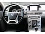Volvo V70 1.6 T4 Limited Edition Xenon/Leer/Parkeersensor/Apk 06-2027