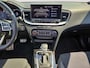 Kia Ceed 1.5 T-GDi GT-PlusLine Automaat | 140 PK | Schuif-kanteldak | JBL | Elektr. verstelbare bestuurdersstoel met geheugenfunctie |  18" lichtmetalen velgen | Dodehoek detectie  | Chameleon Tint Ultra Blue | Metallic lak | Fabrieksgarantie t/m 8-4-2032 + 3x 1 jaar*  | NAP