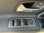 Mercedes-Benz A-klasse 180 d Business Line / AUTOMAAT / 1E EIGENAAR / HALF LEDER / NL-AUTO / STOELVERWARMING / NAVIGATIE / CRUISE