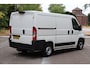 Peugeot Boxer 330 2.2 HDI L1H1 Première 2015 | Airco | Trekhaak | Cruise Control | Stuurwiel Bediening | Achteruitrij Camera | Parkeersensoren | Navigatie | Nationale Autopas