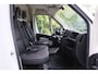 Peugeot Boxer 330 2.2 HDI L1H1 Première 2015 | Airco | Trekhaak | Cruise Control | Stuurwiel Bediening | Achteruitrij Camera | Parkeersensoren | Navigatie | Nationale Autopas
