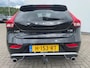 Volvo V40 1.5 T3 Polar+ Sport | Trekhaak | Panoramadak | Harman Kardon Audio | Achteruitrijcamera | Parkeersensoren | Parkeerassistent | Keyless Entry | Alarm | Stoelverwarming | LED Koplampen | Navigatie