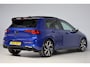 Volkswagen Golf 1.5 eTSI R-Line | panoramadak | camera | adap. cruise | dodehoek detectie | camera | keyless | sfeerverlichting