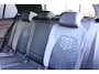 Volkswagen Golf 1.5 eTSI R-Line | panoramadak | camera | adap. cruise | dodehoek detectie | camera | keyless | sfeerverlichting