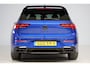 Volkswagen Golf 1.5 eTSI R-Line | panoramadak | camera | adap. cruise | dodehoek detectie | camera | keyless | sfeerverlichting