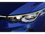 Volkswagen Golf 1.5 eTSI R-Line | panoramadak | camera | adap. cruise | dodehoek detectie | camera | keyless | sfeerverlichting