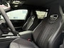 Volkswagen Passat Variant 1.5 eTSI R-Line Edition | Trekhaak | Panoramadak | Eletrische A-klep | Head up Display | Stoel-Stuur verwarming | Matrix lead koplampen |
