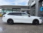 Volkswagen Passat Variant 1.5 eTSI R-Line Edition | Trekhaak | Panoramadak | Eletrische A-klep | Head up Display | Stoel-Stuur verwarming | Matrix lead koplampen |