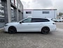 Volkswagen Passat Variant 1.5 eTSI R-Line Edition | Trekhaak | Panoramadak | Eletrische A-klep | Head up Display | Stoel-Stuur verwarming | Matrix lead koplampen |