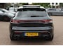 Porsche Macan 2.0 / Trekhaak / Panoramadak / Camera / Luchtvering / Bose / 21'' / Adaptieve Stoelen / Stuur+Stoelverwarming / Sportchrono / DAB /  Cruise Control