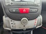 Toyota Aygo 1.0-12V Aspiration Red | 1E EIGENAAR | 3/6 of 12 MND GARANTIE | AIRCO | ELEC PAKKET | NW APK |