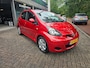 Toyota Aygo 1.0-12V Aspiration Red | 1E EIGENAAR | 3/6 of 12 MND GARANTIE | AIRCO | ELEC PAKKET | NW APK |