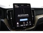 Volvo XC60 T6 AWD Ultra Dark | Luchtvering | Trekhaak | Head-Up | Panoramadak | 360 Camera |