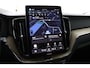 Volvo XC60 T6 AWD Ultra Dark | Luchtvering | Trekhaak | Head-Up | Panoramadak | 360 Camera |