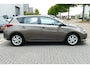 Toyota Auris 1.8 Hybrid Energy. Navi, Camera, Clima, Cruise, StoelVerw, 16"LMV