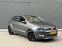 Volkswagen Polo 1.2 TSI Highline 105PK 6-bak (NIEUWE APK, AIRCO, NAVIGATIE, ZEER GOED ONDERHOUDEN, LICHTMETALEN VELGEN, ETC!)