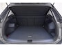 Volkswagen Tiguan 1.5 eTSI Automaat | Trekhaak | Navigatie | Stoel & Stuurverwarming | Camera | Climate control | Keyless | Lichtmetalen velgen