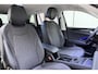 Volkswagen Tiguan 1.5 eTSI Automaat | Trekhaak | Navigatie | Stoel & Stuurverwarming | Camera | Climate control | Keyless | Lichtmetalen velgen