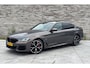 BMW 5-Serie 545e xDrive * INIVIDUAL * HUD * ACHTER AS STUURING * M PAKKET * PANORAMA *