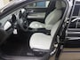 Fiat 600 600e La Prima 54 kWh Tot 8 Jaar Garantie! | Vol-Leder | Adaptive Cruise | Massage | Elektr. Stoelen | Elektr. Achterklep | Achteruitrijcamera | !!