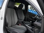 Peugeot 2008 1.2 PureTech 100 Allure PDC + CAM. | CRUISE.C | 17''LM | DAB | NAVI | APPLE-CARPLAY | CLIMA