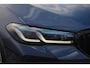 BMW 5-Serie Touring 530i High Executive 252PK M Sport Laser LED Panoramadak Harman Kardon Wegklapbare Trekhaak Nappa Leder Memory Sfeerverlichting Shadow Line 360 Camera