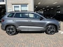 Skoda Karoq 1.5 TSI ACT Sportline Business / AUTOMAAT/ PANO/ DIGITAL DASH/ KEYLESS/ SMARTLINK/ PARK. SENSOREN/ STOELVERWARMING V&A/ NAVI