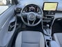 Toyota Yaris Cross 1.5 Hybrid 115 Dynamic / Dealer onderhouden / 10 jaar garantie mogelijk / Comfort Pack / Navigatie via abbo of Apple Carplay Android / Stuur-, stoel- en voorruitverwarming / Climate Control / 17" LM wielen /