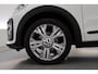 Volkswagen Up! 1.0 TSI 90PK BMT Cross Up! | Rijklaar! | Stoelverw. | Cruise | PDC | Climate | Bluetooth | 5-Deurs | 16'' | Elek. ramen