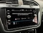 Volkswagen Tiguan 1.4 TSI eHybrid 245pk DSG R-Line Business | SoH 96% | Trekhaak | Navigatie