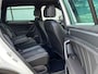 Volkswagen Tiguan 1.4 TSI eHybrid 245pk DSG R-Line Business | SoH 96% | Trekhaak | Navigatie