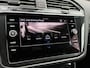 Volkswagen Tiguan 1.4 TSI eHybrid 245pk DSG R-Line Business | SoH 96% | Trekhaak | Navigatie