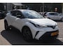 Toyota C-HR / C-HR+ 1.8 HYBRID BI-TONE AFN-TREKHAAK JBL-AUDIO NAVI KEYLESS STOELVERW. LED-PAKKET 18"LMV P-SENSOREN