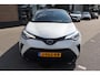 Toyota C-HR / C-HR+ 1.8 HYBRID BI-TONE AFN-TREKHAAK JBL-AUDIO NAVI KEYLESS STOELVERW. LED-PAKKET 18"LMV P-SENSOREN